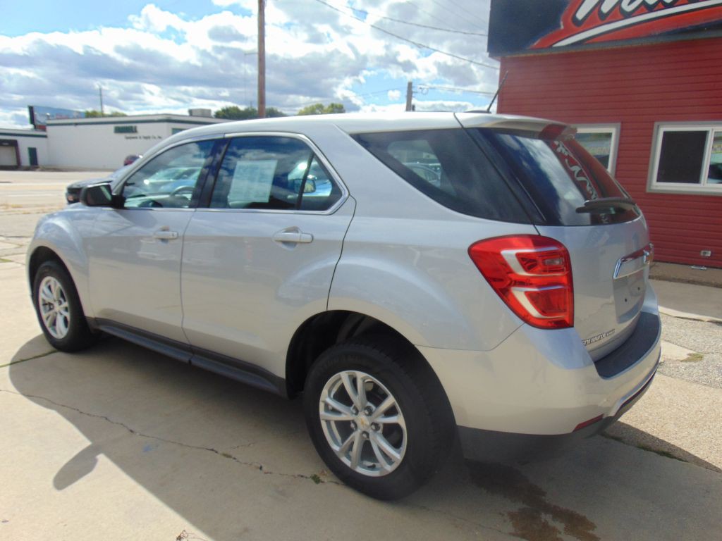 2017 Chevrolet Equinox Image 7