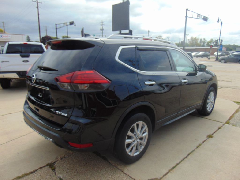 2017 Nissan Rogue Image 5