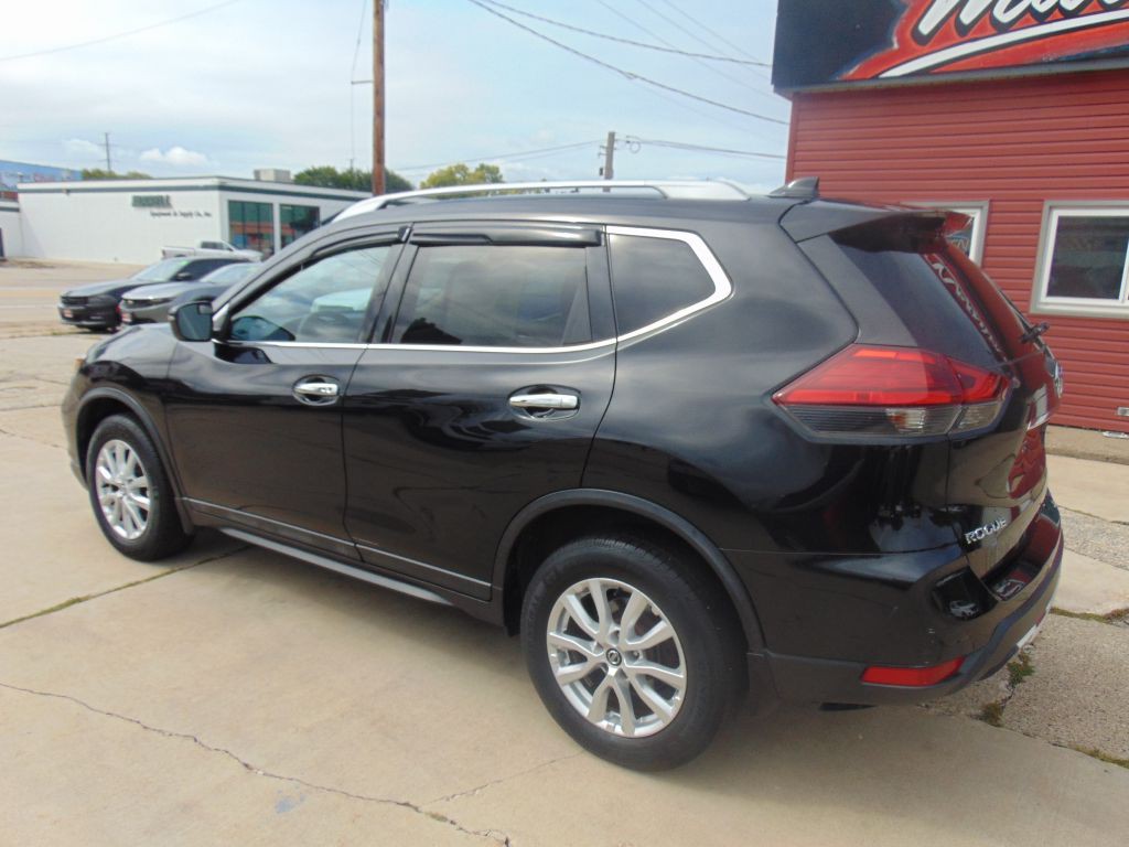2017 Nissan Rogue Image 7