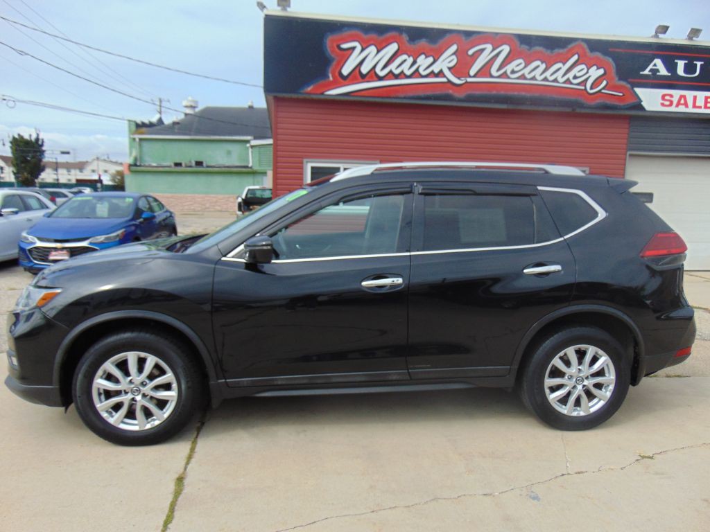 2017 Nissan Rogue Image 8