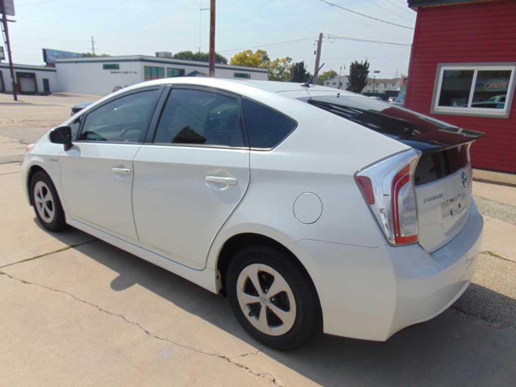 2015 Toyota Prius Image 7