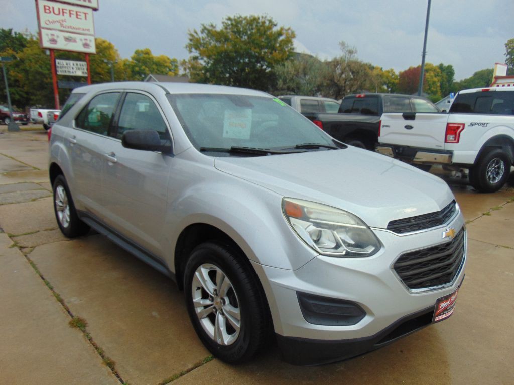 2017 Chevrolet Equinox Image 3