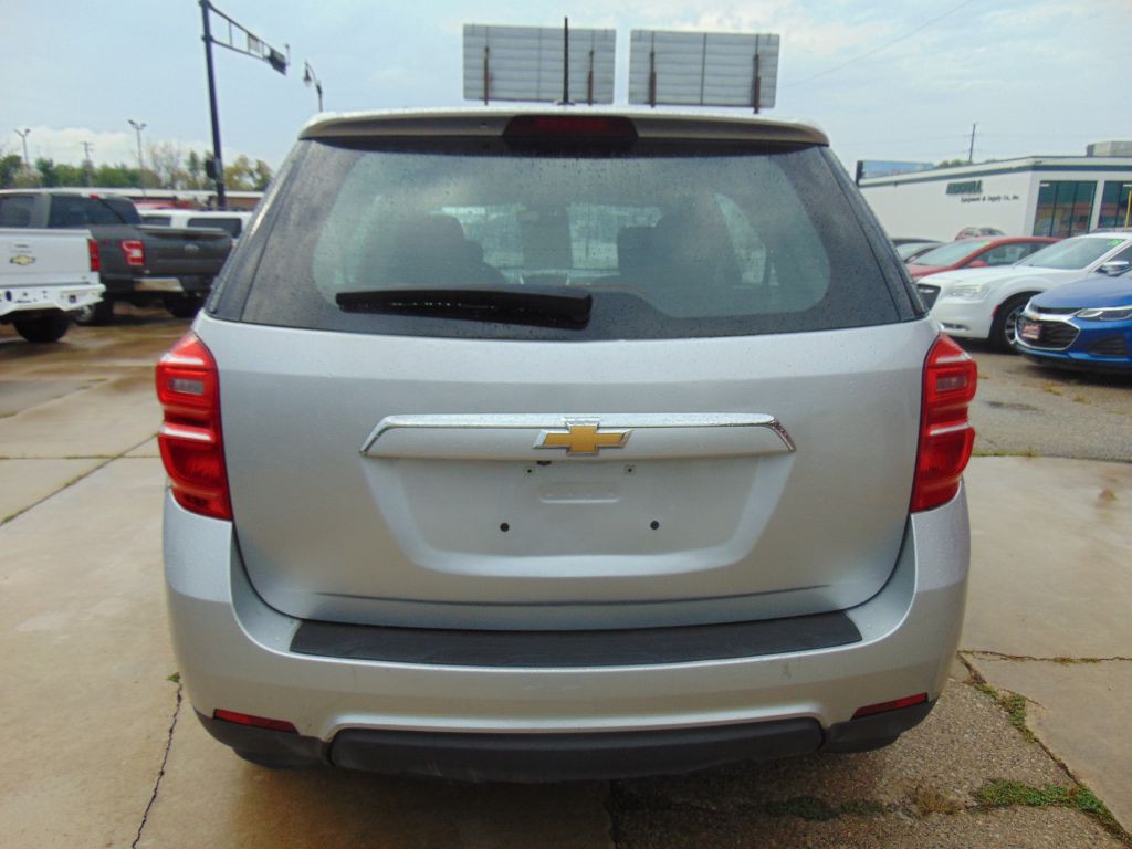 2017 Chevrolet Equinox Image 6