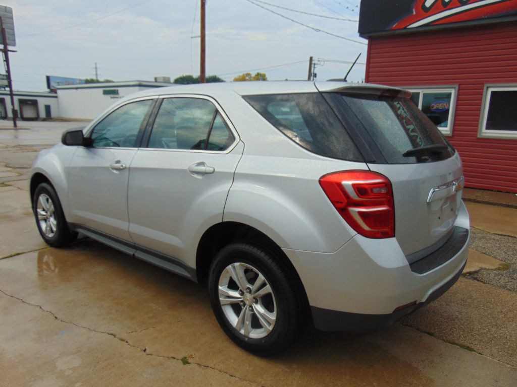 2017 Chevrolet Equinox Image 7