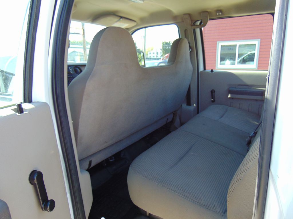 2009 Ford F-250 Image 8