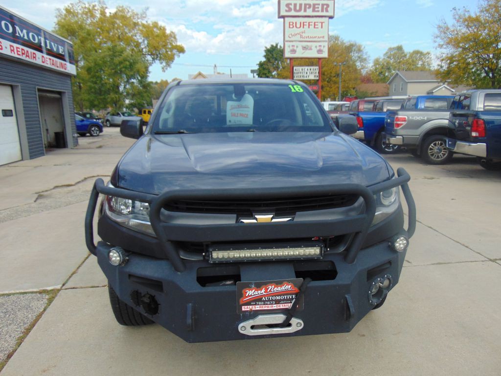 2016 Chevrolet Colorado Image 2