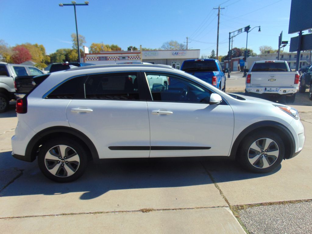 2017 Kia Niro Image 4
