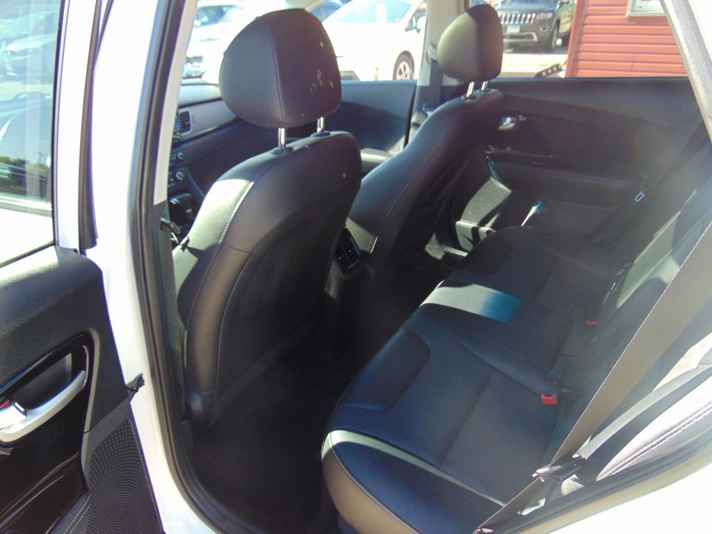 2017 Kia Niro Image 9