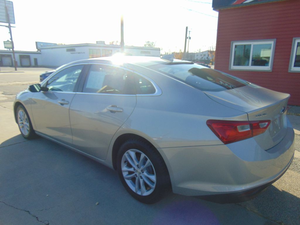 2016 Chevrolet Malibu Image 7