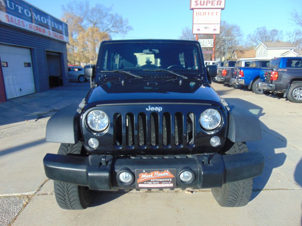 2016 Jeep Wrangler Unlimited Image 2