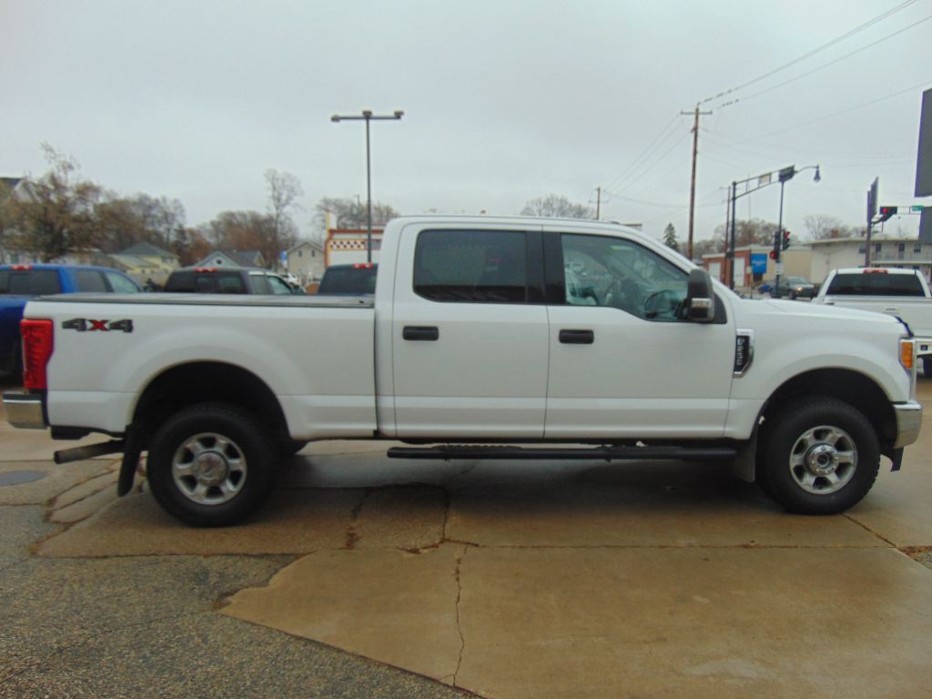 2017 Ford F-250 Image 4