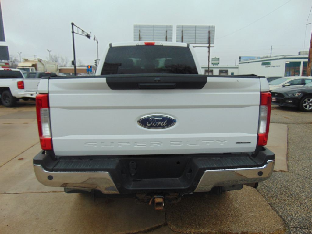 2017 Ford F-250 Image 6