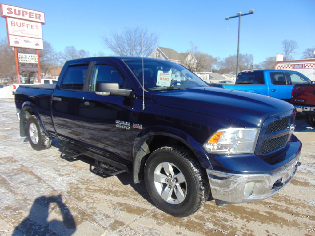 2017 RAM 1500 Image 3