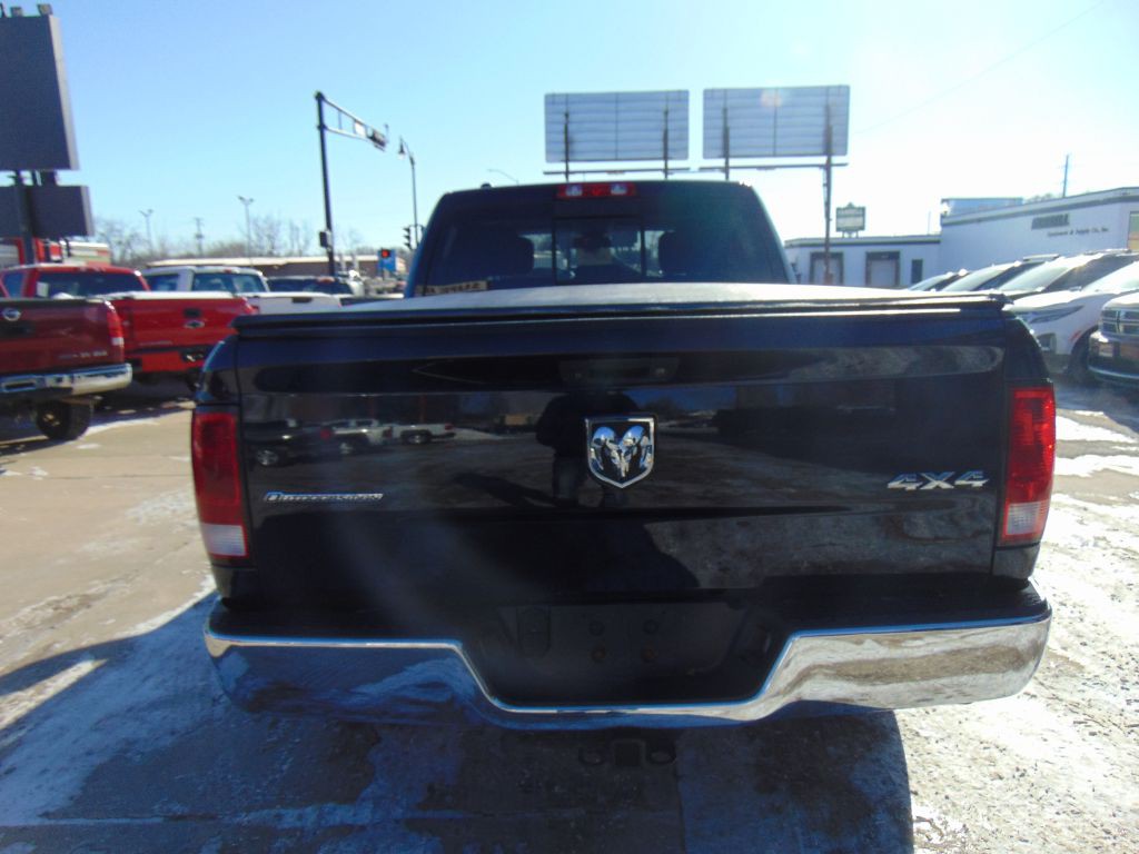 2017 RAM 1500 Image 6