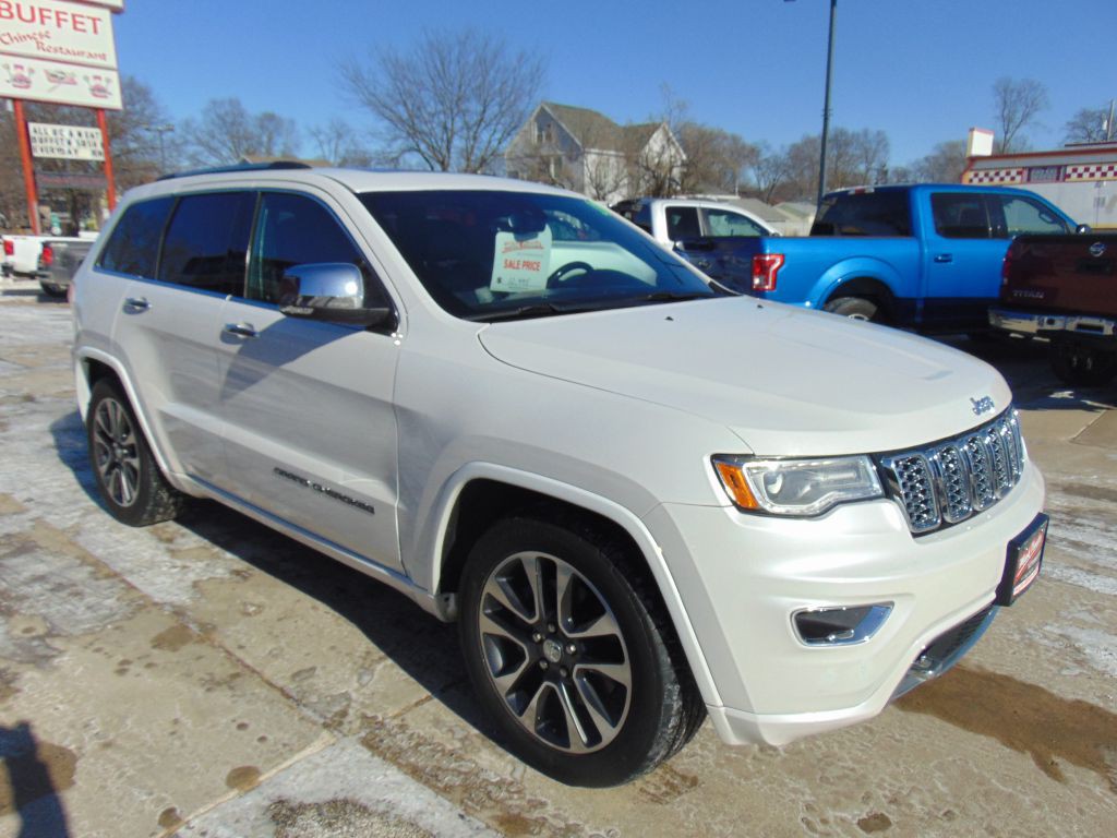 2017 Jeep Grand Cherokee Image 3