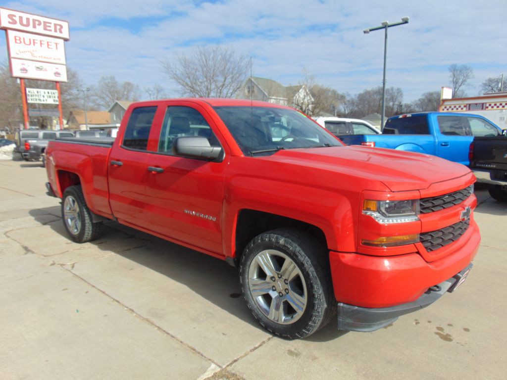 2018 Chevrolet Silverado 1500 Image 3