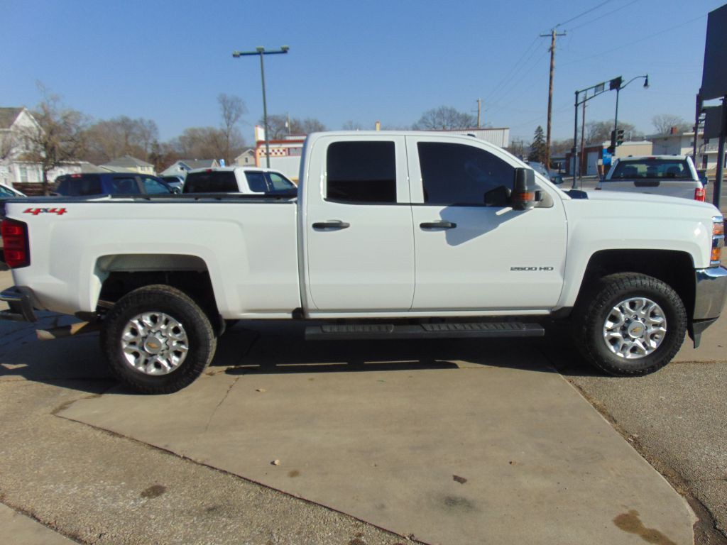 2019 Chevrolet Silverado 1500 Image 4