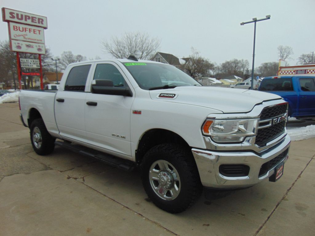 2021 RAM 2500 Image 3