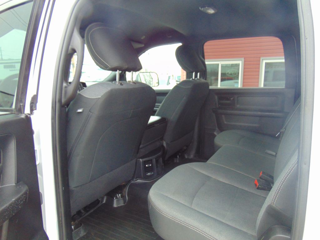 2021 RAM 2500 Image 9