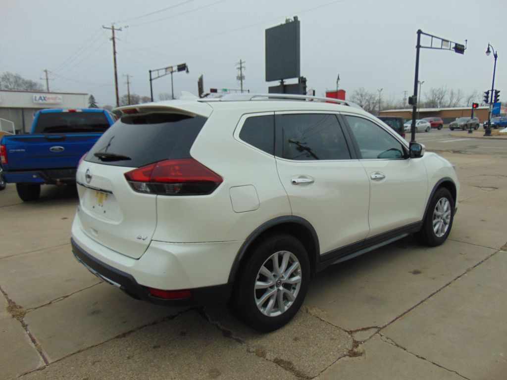 2018 Nissan Rogue Image 5