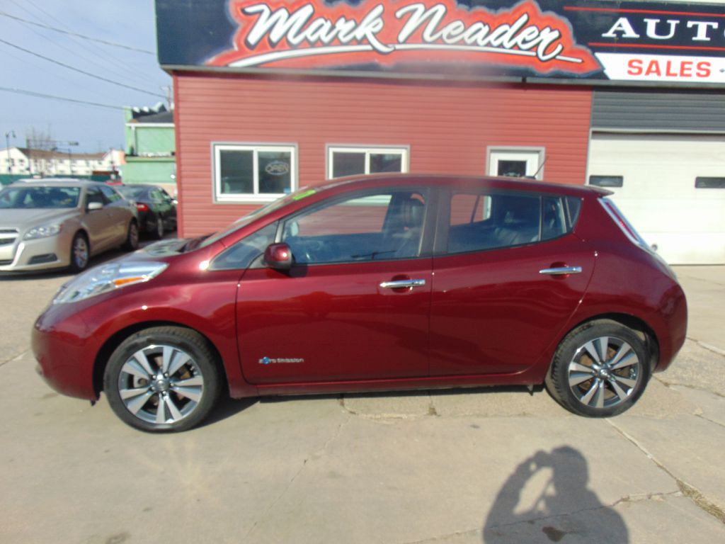 2017 Nissan Leaf Image 9