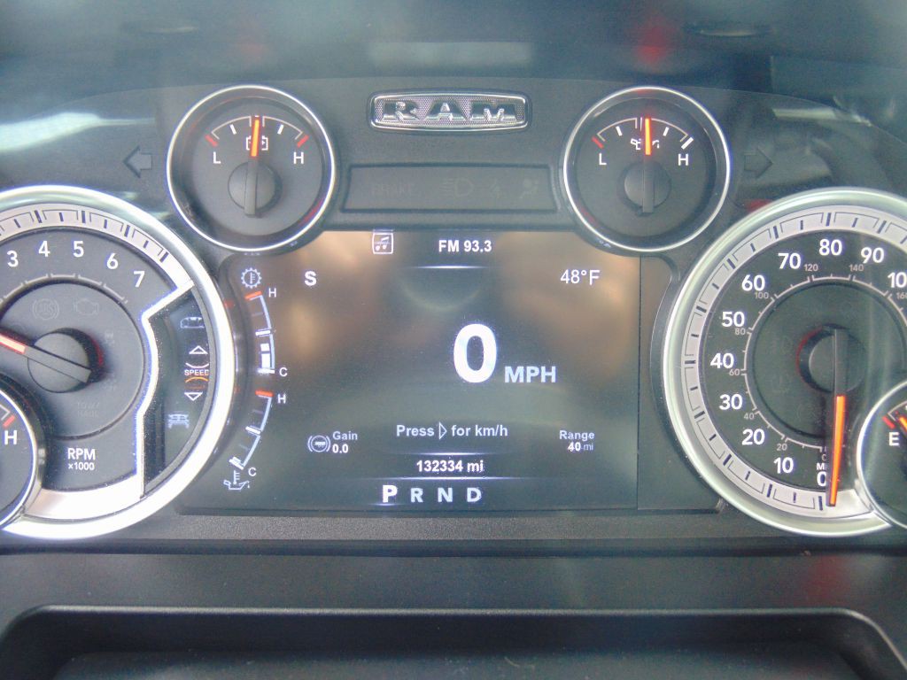 2015 RAM 2500 Image 12