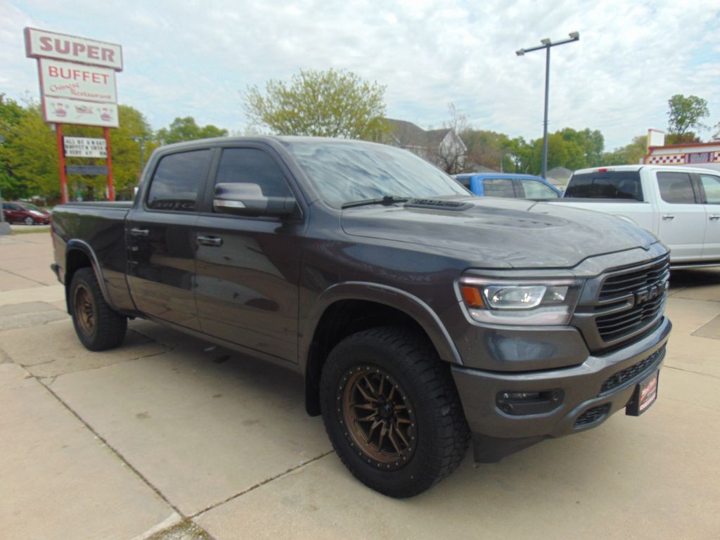 2019 RAM 1500 Image 3