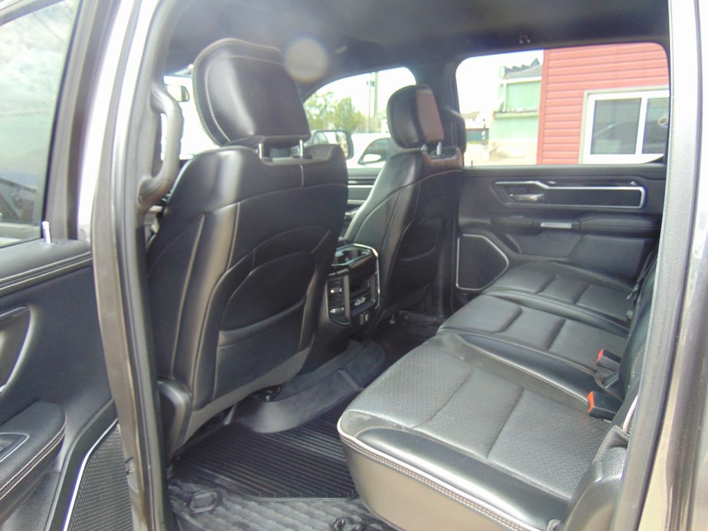 2019 RAM 1500 Image 9