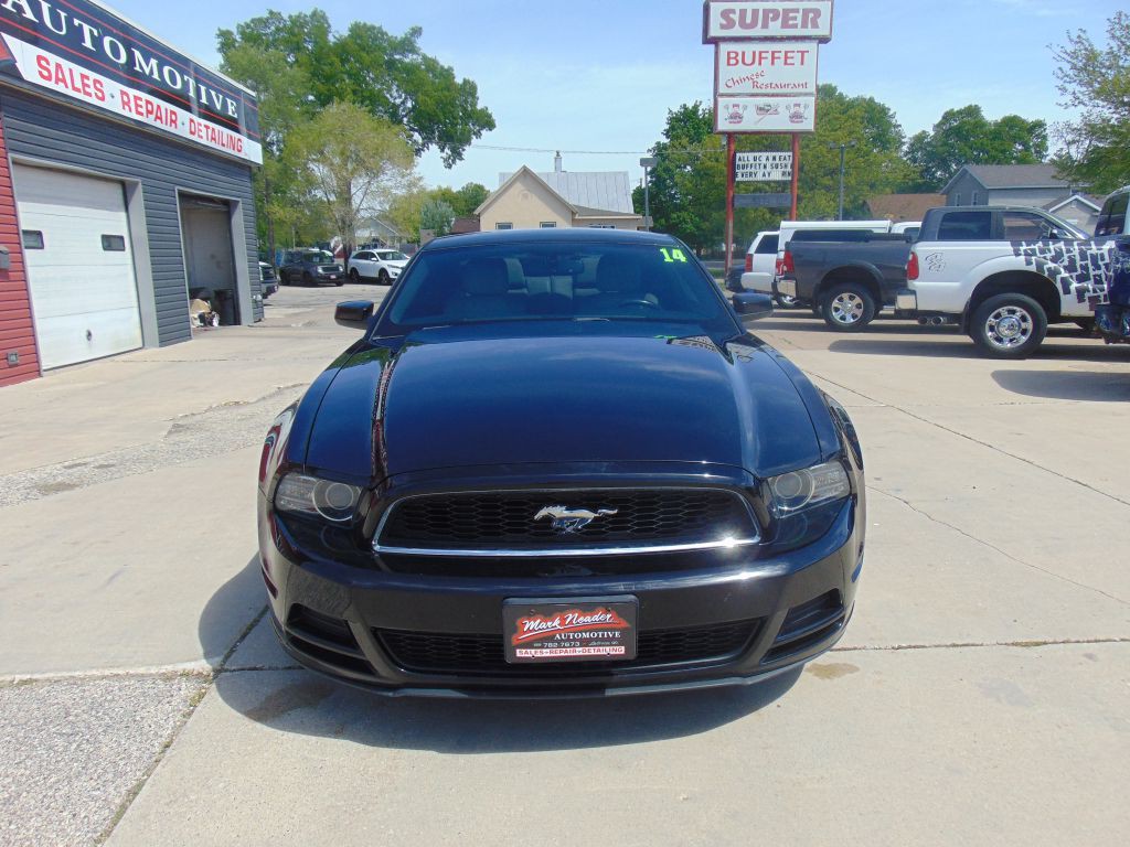 2014 Ford Mustang Image 2