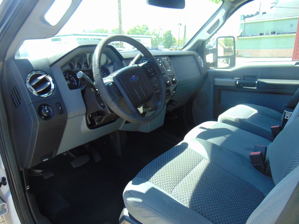 2016 Ford F-350 Image 9