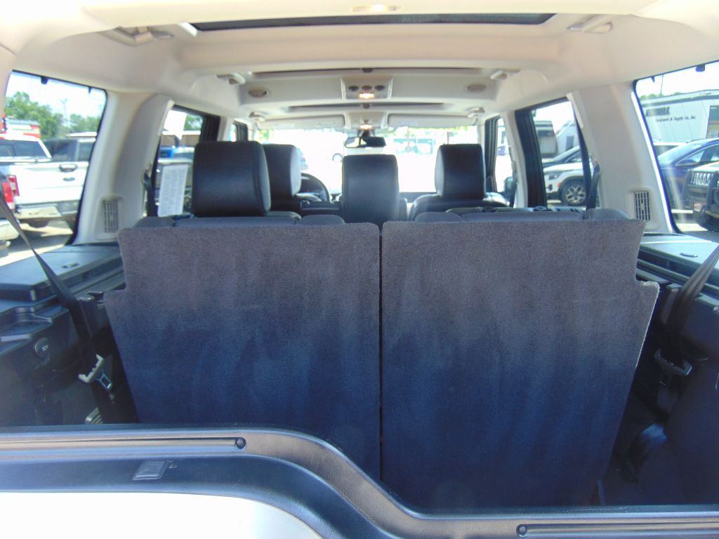 2013 Land Rover LR4 Image 10