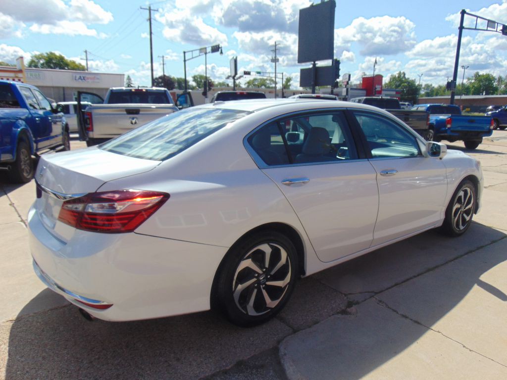 2016 Honda Accord Image 5