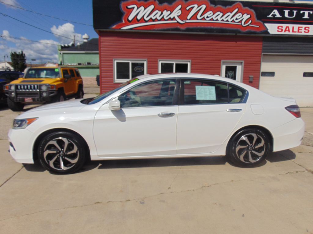 2016 Honda Accord Image 8