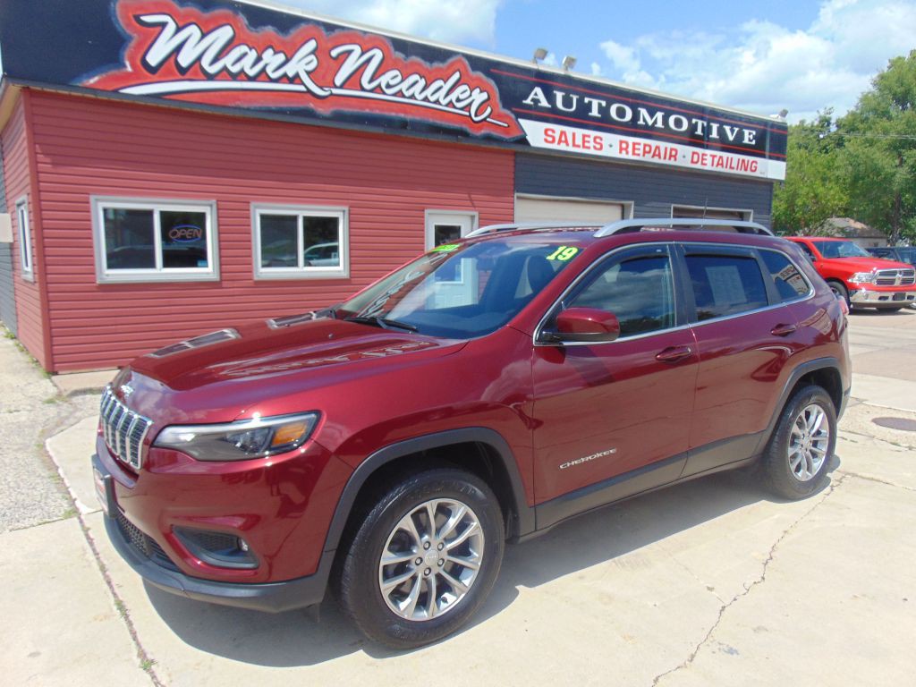2019 Jeep Cherokee Image 1