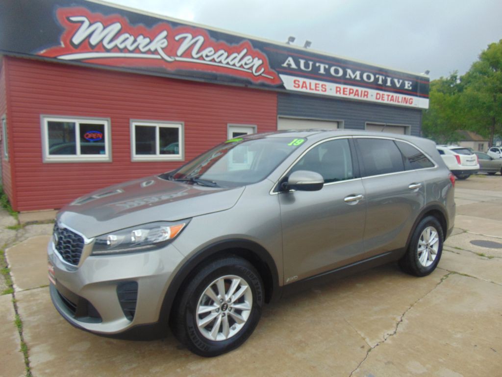 2019 Kia Sorento Image 1