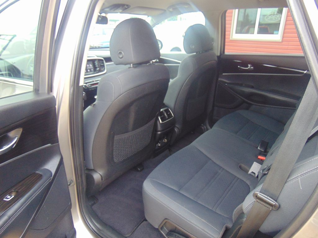 2019 Kia Sorento Image 9
