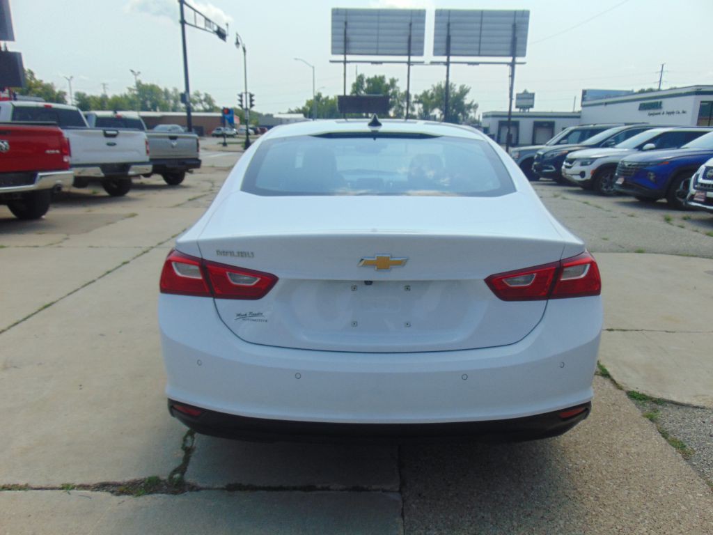 2023 Chevrolet Malibu Image 4