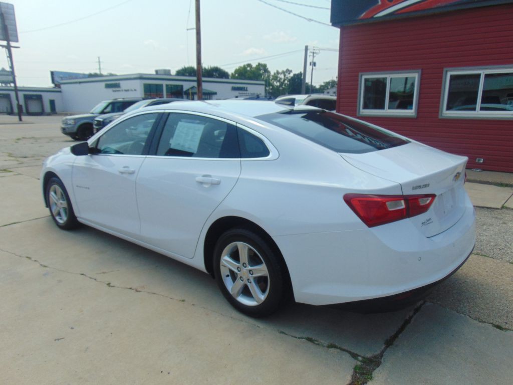 2023 Chevrolet Malibu Image 5