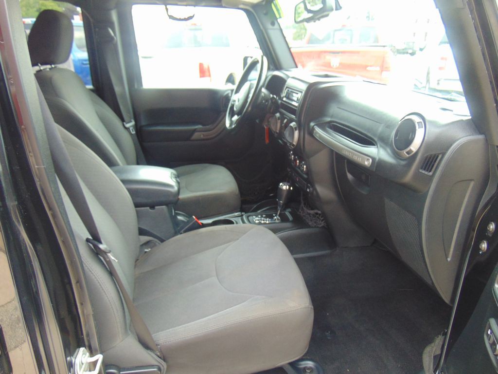 2017 Jeep Wrangler Unlimited Image 10