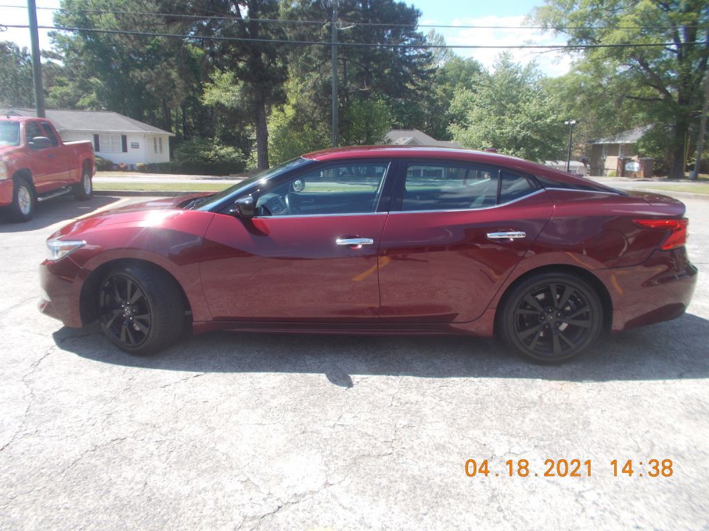 2017 Nissan Maxima Image 3