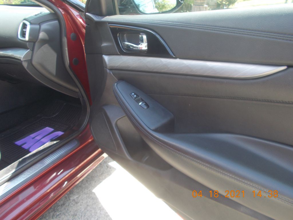 2017 Nissan Maxima Image 6