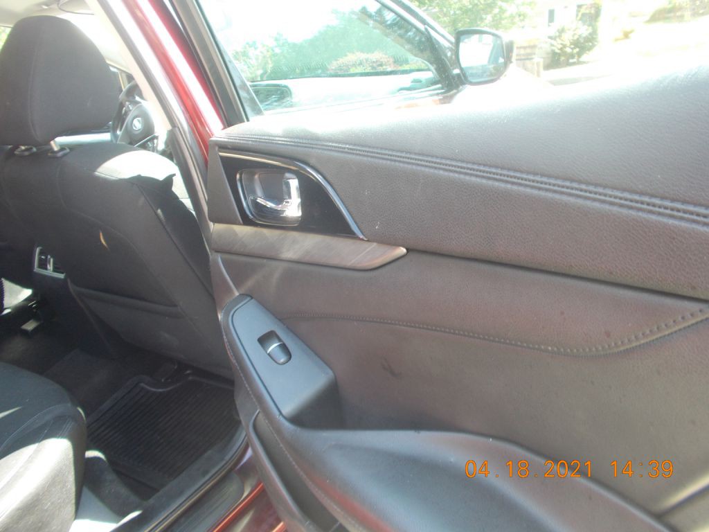 2017 Nissan Maxima Image 9