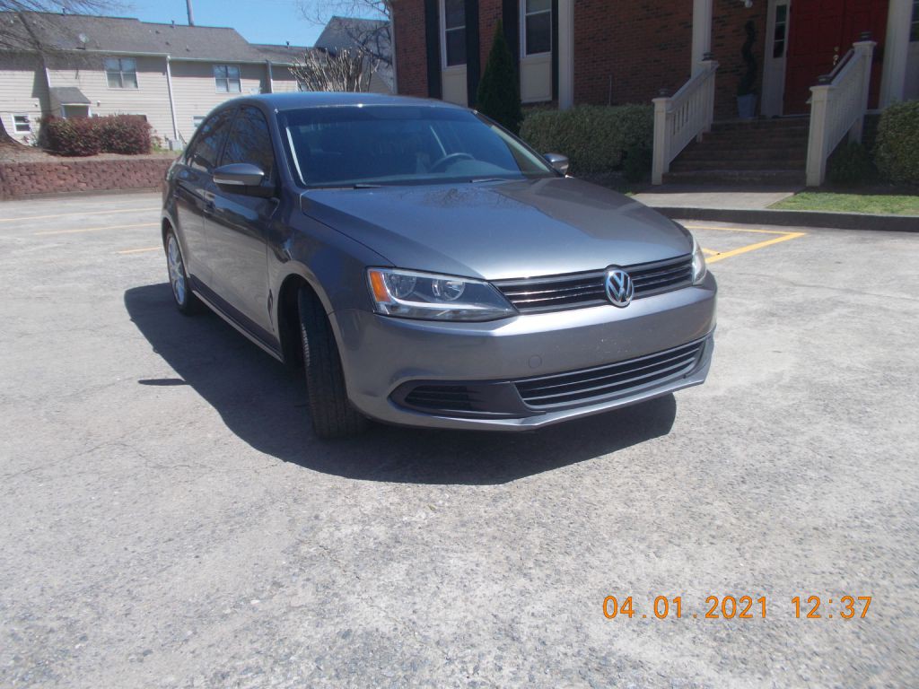 2012 Volkswagen Jetta Image 1