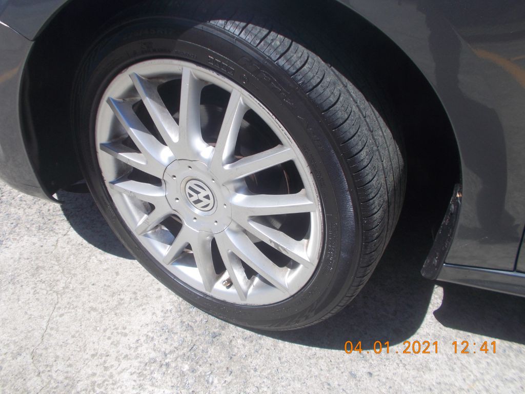 2012 Volkswagen Jetta Image 17