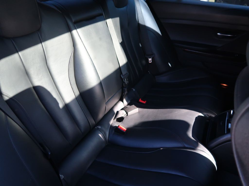 2015 BMW 6 Series Image 8