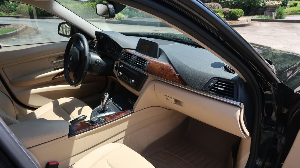 2014 BMW 3 Series Image 7