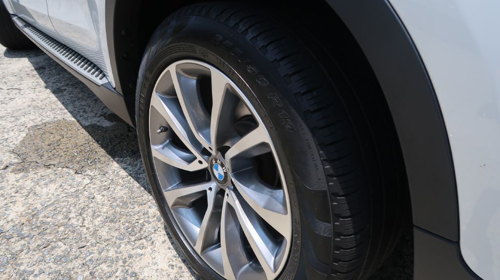 2015 BMW X6 Image 19