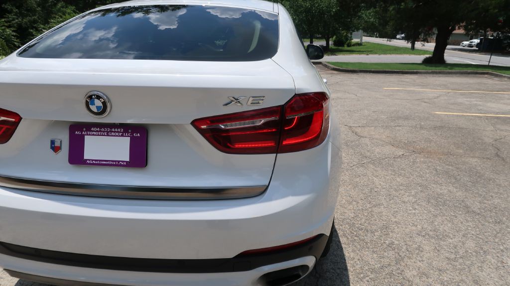 2015 BMW X6 Image 21