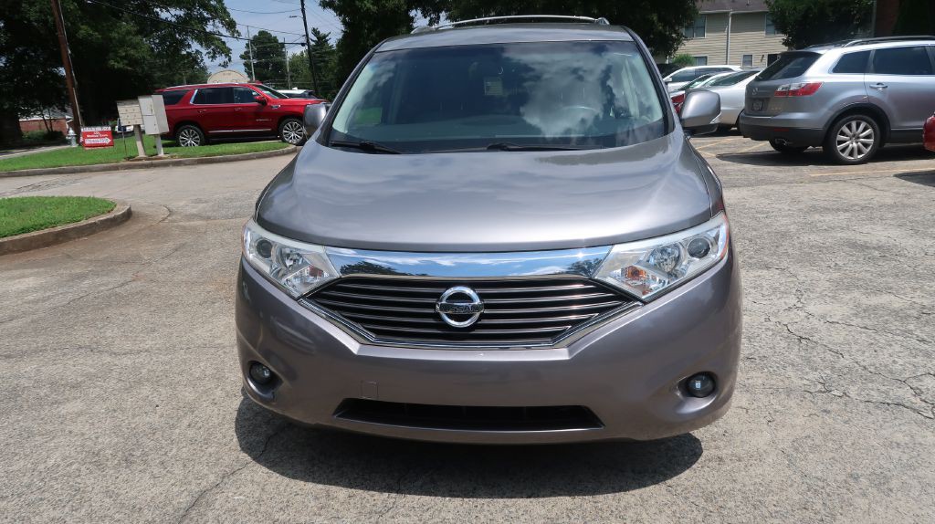 2011 Nissan Quest Image 2