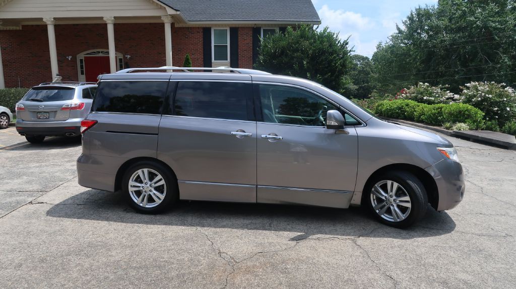 2011 Nissan Quest Image 5